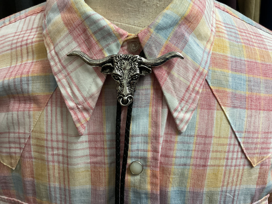 Long horn steer bolo tie