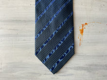 Montana (by) Claude Montana tie