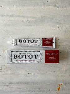 Botot toothpaste