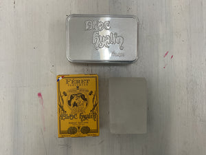 Féret Parfumeur alum stone + case