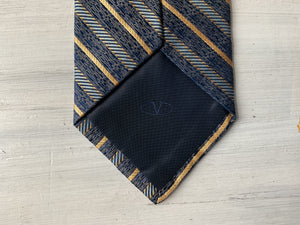 Valentino tie