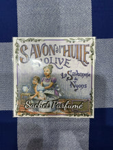 Perfumed sachets by La Savonnerie de Nyons