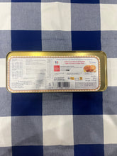 La Mère Poulard Eiffel Tower biscuit selection in tin boxes, 375g