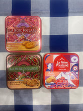 La Mère Poulard cube biscuit selection in tin boxes, 500g