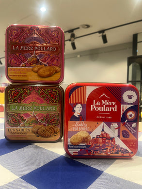 La Mère Poulard cube biscuit selection in tin boxes, 500g