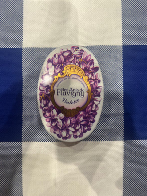 Violet Pastilles by Les Anis de Flavigny
