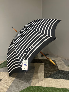 Le Parapluie Français full length black and white stripe umbrella