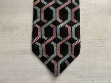 Oroton tie