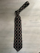 Oroton tie