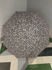 Le Parapluie Français full length leopard print umbrella