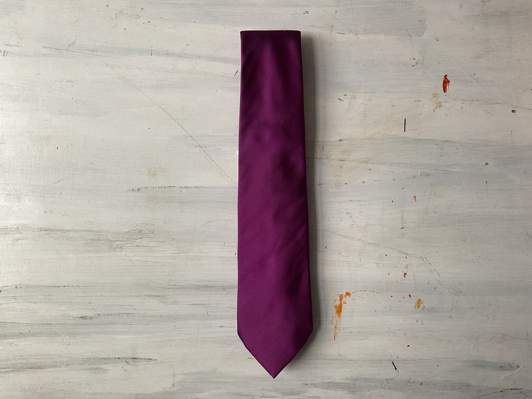 Drake’s London tie