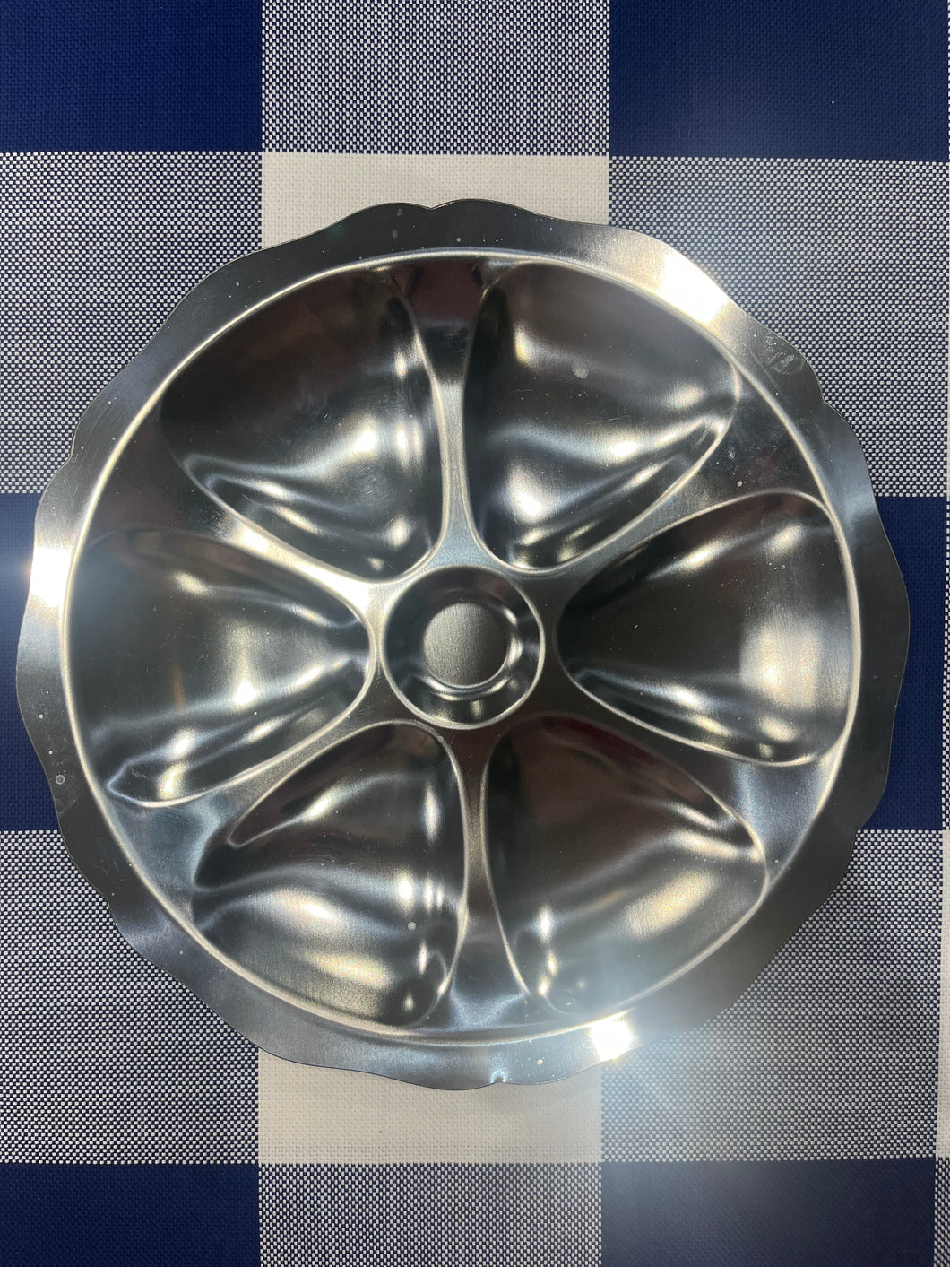 Roger Orfèvre stainless steel oyster plate