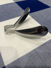 Roger Orfèvre mussel tongs