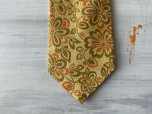 Duchamp London tie