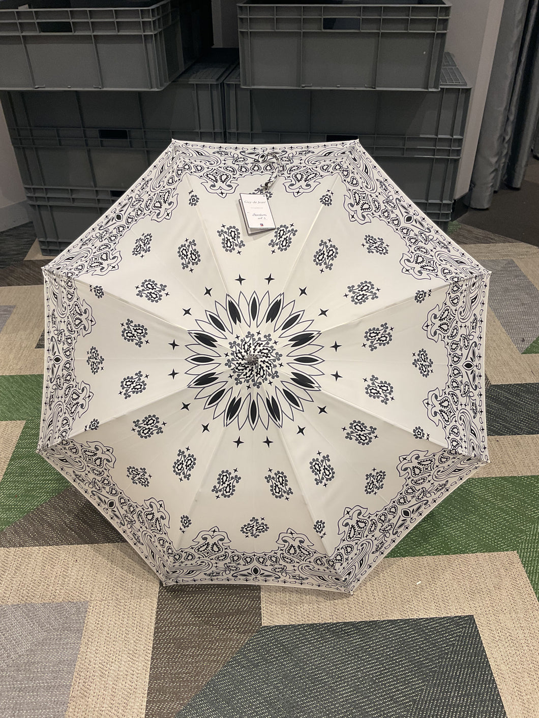 Guy de Jean Bandana full length sun and rain umbrella