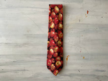 Robert Charles tie