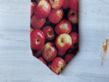 Robert Charles tie