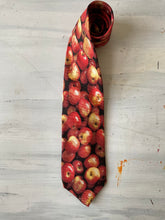 Robert Charles tie