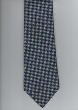 Richard James tie