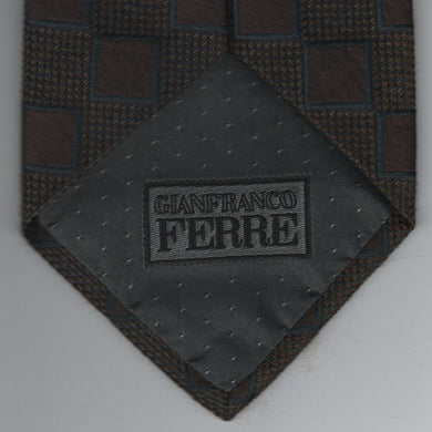 Ferre tie